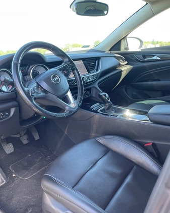 Opel Insignia cena 49900 przebieg: 205500, rok produkcji 2017 z Zawadzkie małe 211